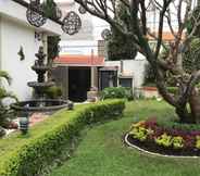 Others 3 Residencia Jardin Real