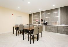 Others 3 Palace Inn Katy Ft. Bend