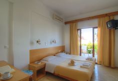 Others 2 Adonis Hotel