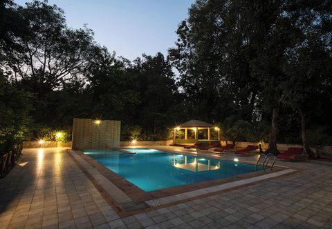 Others Treebo Premium Mowgli's Den, Pench