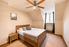 Others 3 Old Town Market Place Penthouse