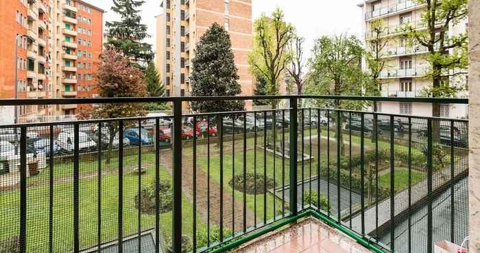 Others San Siro Stadium Garden Flat