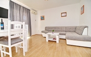 Lain-lain 6 Apartments Markovic