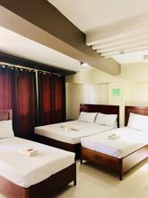 อื่นๆ 4 Ava Palm Suites