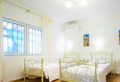 Others 6 Hacienda Sol