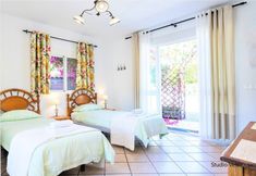 Others 5 Hacienda Sol