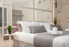 Others 3 Suites Syngrou Fix