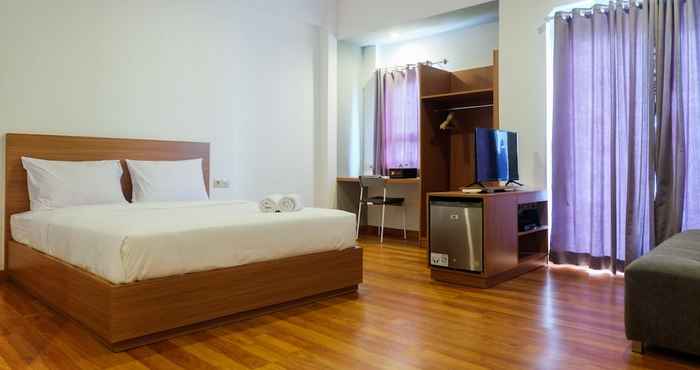 Others Azalea Suites Cikarang Studio Apartment with Bathtub