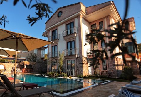 Others Sukha Cunda Otel