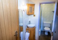 Others 2 Laundimer House