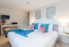 Others 4 Spacious Apartment In The Heart Of Windsor