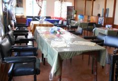 其他 7 Trailer Safari Inn