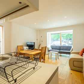 Primary image 1 Gold Rush Apartments, Hotel Churchill College University of Cambridge