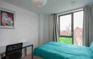 Others 3 Stylish 1 Bedroom Apartment near London City