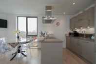 อื่นๆ Stylish 1 Bedroom Apartment near London City