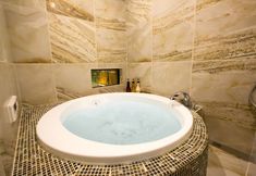 Others 7 Hosta Toji Sakura