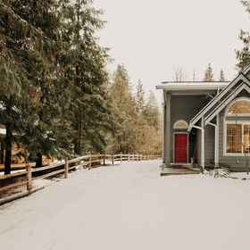 Primary image 1 62SL - Hot Tub - WiFi - Fireplace - Pets Ok - Sleeps 6, Khách sạn Whatcom County