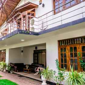 Primary image 1 Hotel Blue Bird, Gampaha Division Hotels