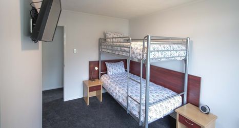 Others 2 66 Robins Road