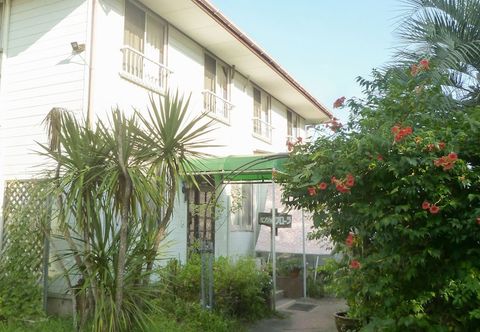 Others Pension Flora