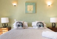 Others 2 Ocean Views Galore - Airlie Beach