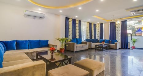 อื่นๆ 2 Royal Residence Galleria