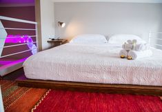 Khác 3 School 31 Lofts at Colors Studios