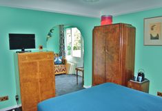 Others 3 Twentieth Century B&B