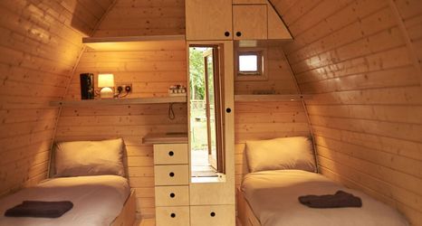 其他 2 Pinewood Camping Pods - At Port Lympne Reserve