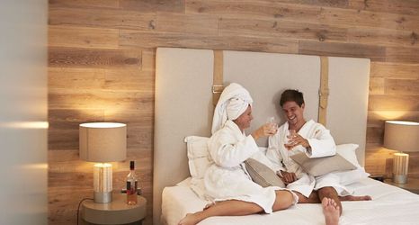 Others 2 Treehouse Hotel - At Port Lympne Reserve