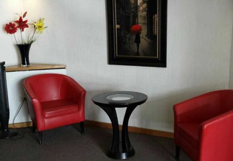 Others Premier Hotel Suites