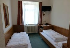 Others 6 Puttererseehof