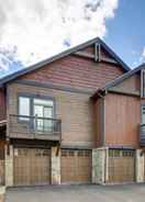 Primary image Spacious 4 Bedroom Townhome in River Run Village Within Walking Distance to Gondola and Restaurants