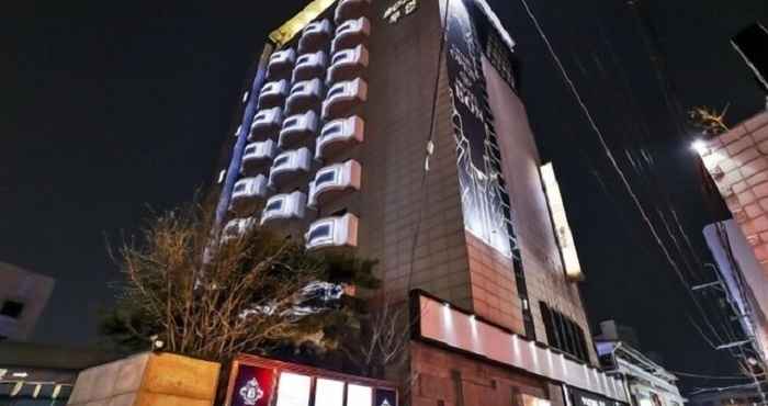 อื่นๆ Born Hotel Cheongju