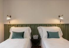 Others 6 Feel Porto Wine Essence Flats