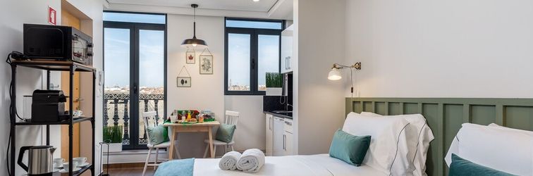 Others Feel Porto Wine Essence Flats