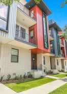 Imej utama 4BR Modern Townhouse in Mid City