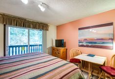 Others 4 46SLL - Convenient - Economical - WiFi - Sleeps 2