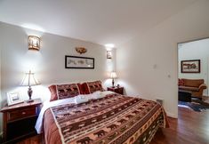 기타 3 16GS - Hot Tub - BBQ - Pets Ok - Sleeps 2