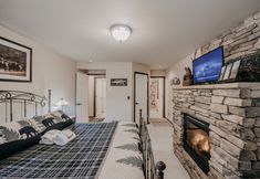 Lain-lain 4 89GS - Hot Tub - Pets Ok - WiFi - Sleeps 4