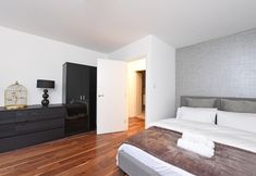 อื่นๆ 4 Charming & Modern Apartments near Oxford Circus London
