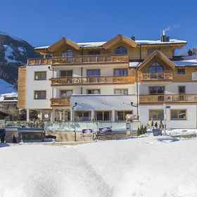 Primary image 1 โรงแรมอัมไรเทอร์โคเกิล, โรงแรม & ที่พัก Bramberg am Wildkogel