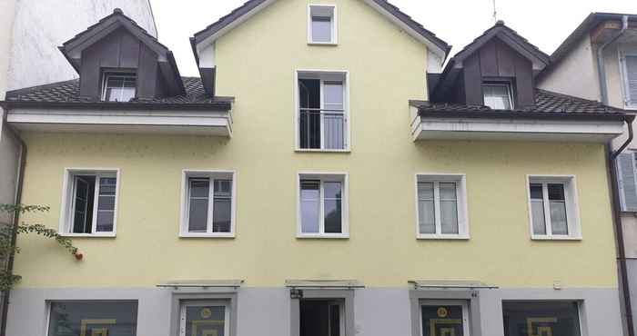 Lainnya 3 Bedroom Apartment at Lake Constance