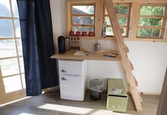 Others 7 Clydesdale Outpost