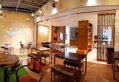 Others 3 Arawa Travellers Inn Makassar Hostel