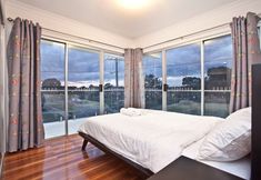 อื่นๆ 4 St Albans In