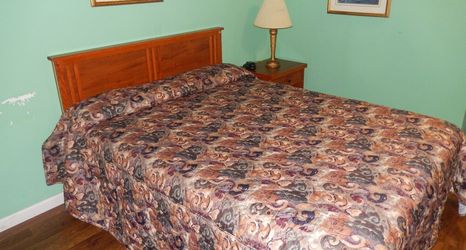 Others 2 Riverview Motel