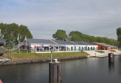 Lain-lain Herdersbrug Youth Hostel