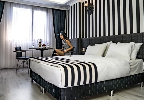 Others Cnr Inci Hotel