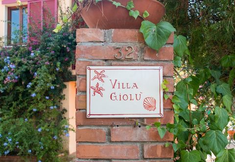 기타 Villa Giolù
